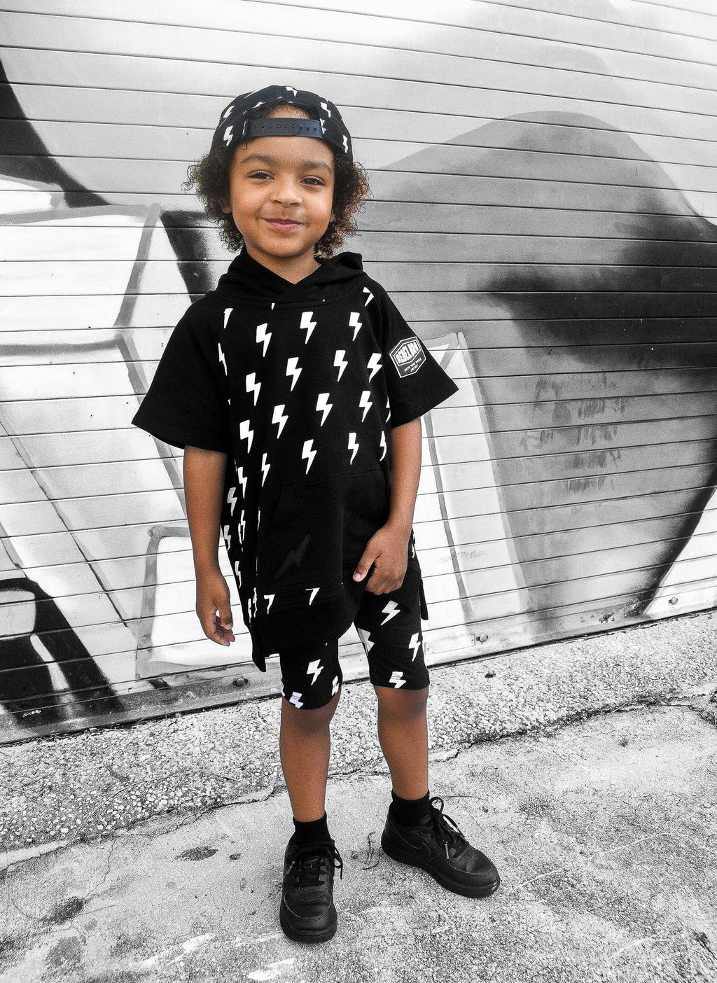 Short Sleeve Hoodie in Jagger