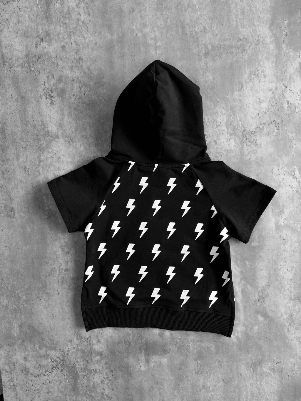 Short Sleeve Hoodie in Jagger