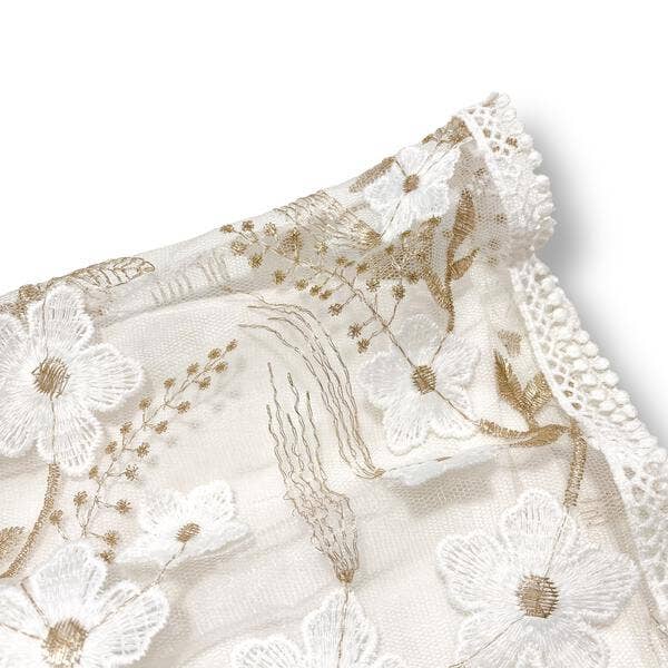 S85 91139  Floral Lace Short
