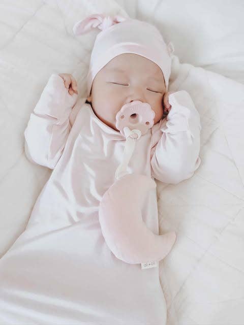 Bamboo Knotted Baby Gown & Beanie | Cute Newborn Clothes