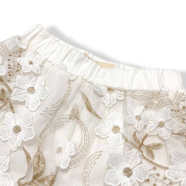 S85 91139  Floral Lace Short