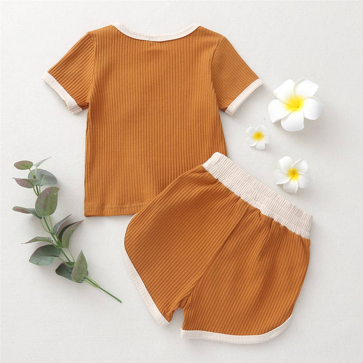 Contrast Binding Top & Shorts 2pcs Little Kid Outfit
