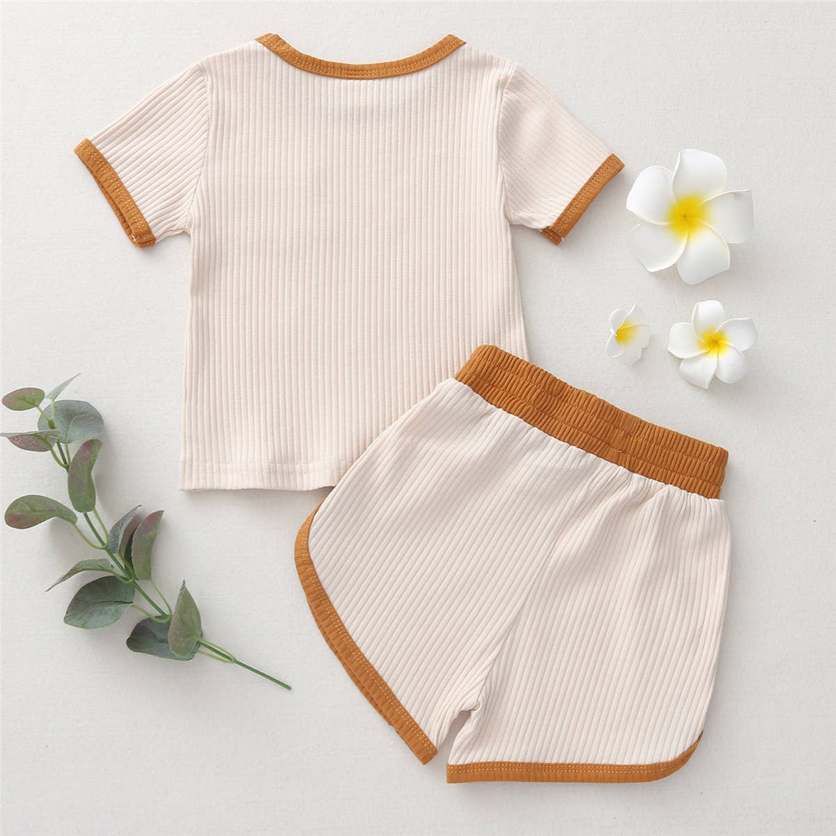 Contrast Binding Top & Shorts 2pcs Little Kid Outfit