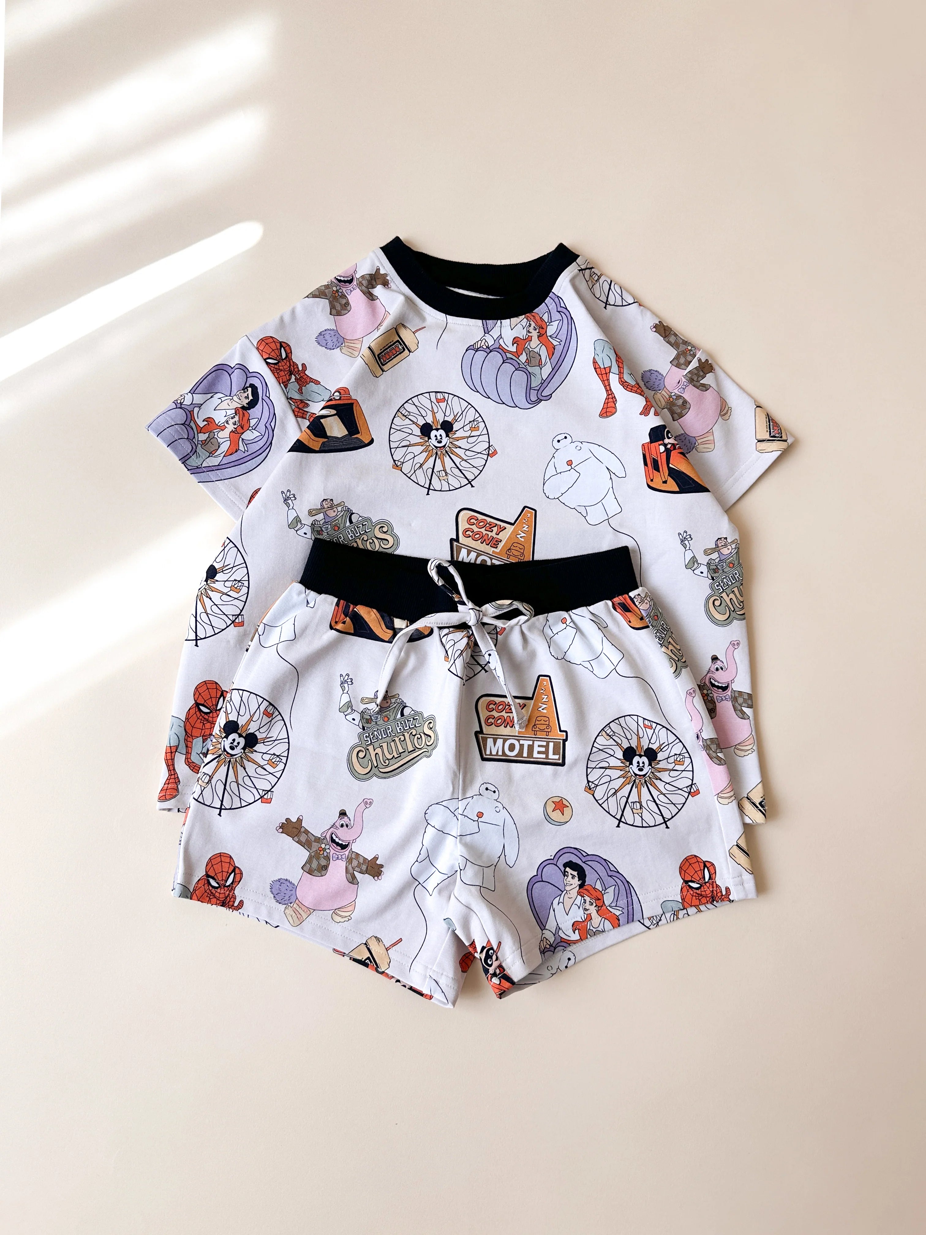 Hidden mouse California set