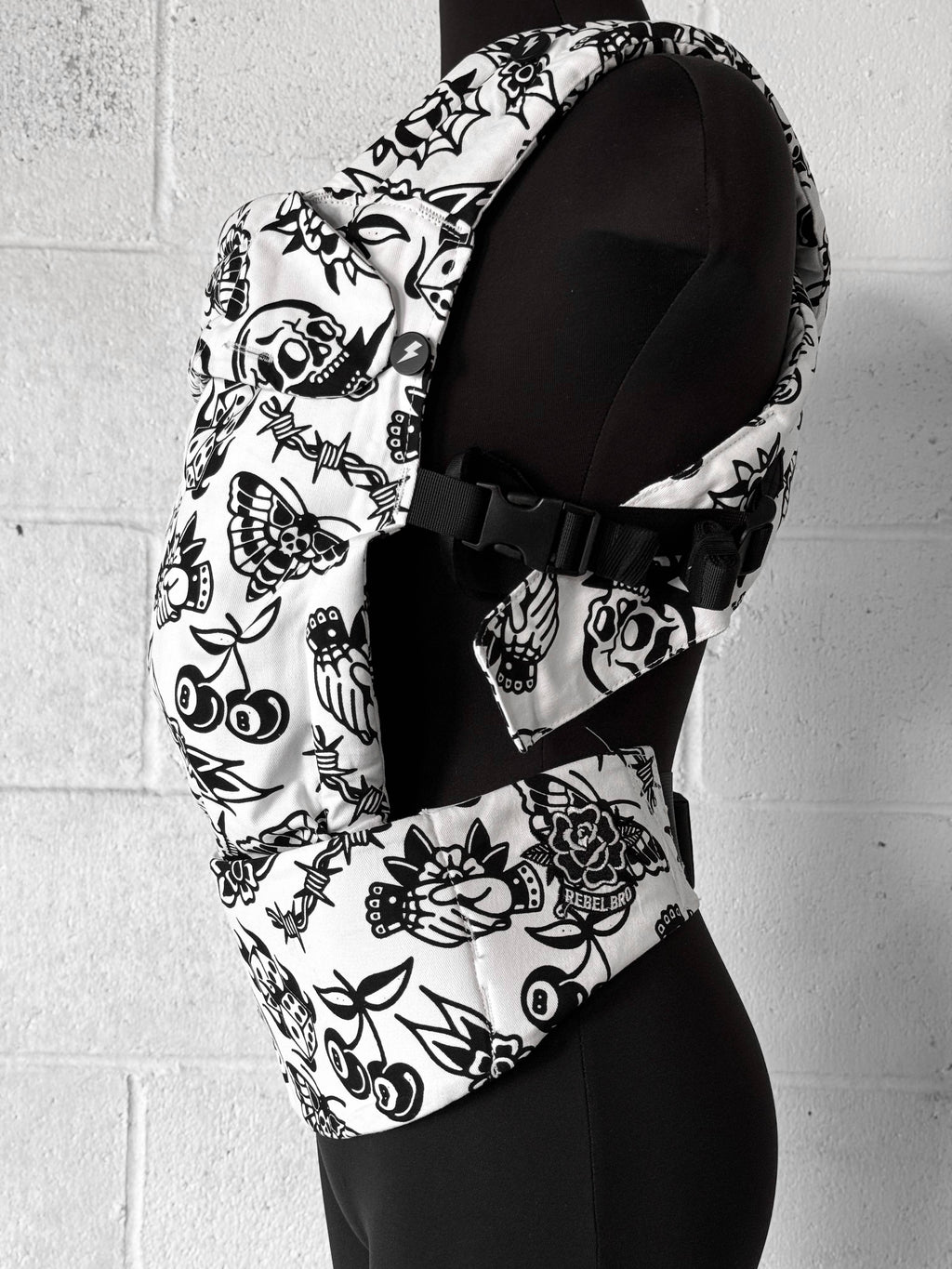 The Dahlia Carrier in Bad Boy