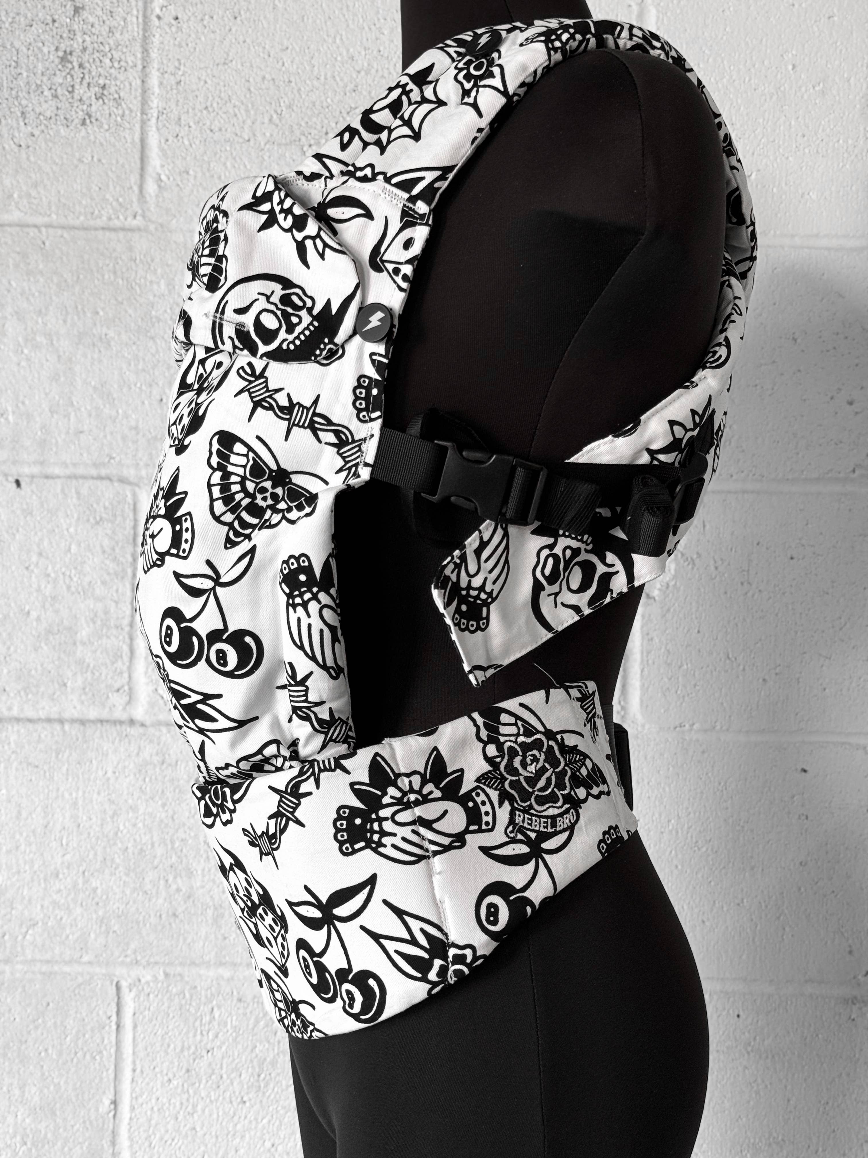 The Dahlia Carrier in Bad Boy