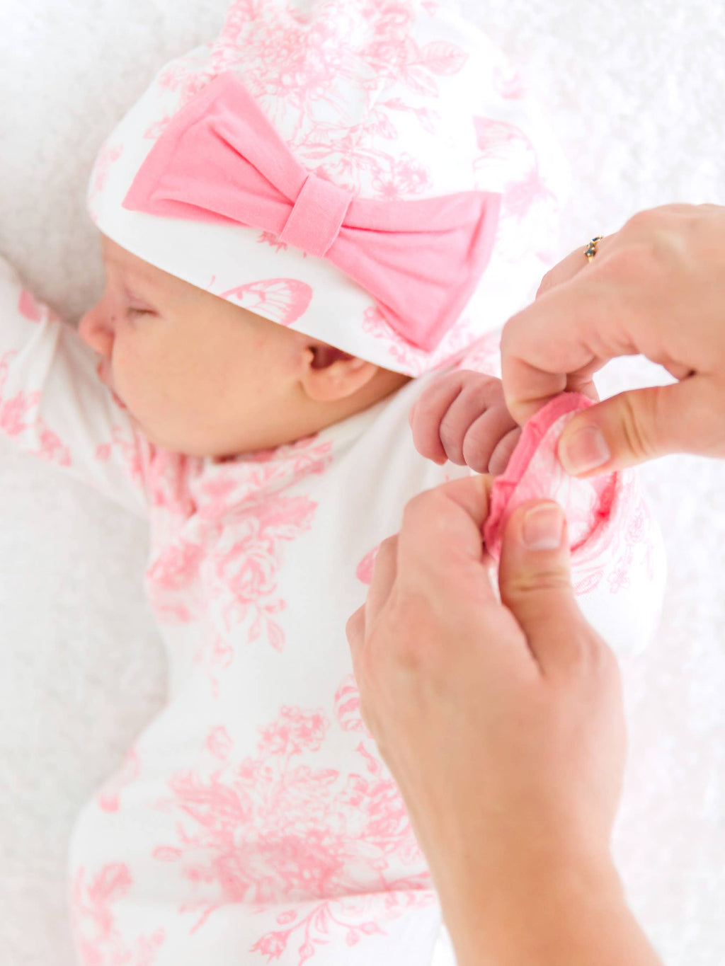 SoftSnooze™ Women's Bamboo Viscose Pink Butterfly Garden Toile Mommy & Me Maternity Robe