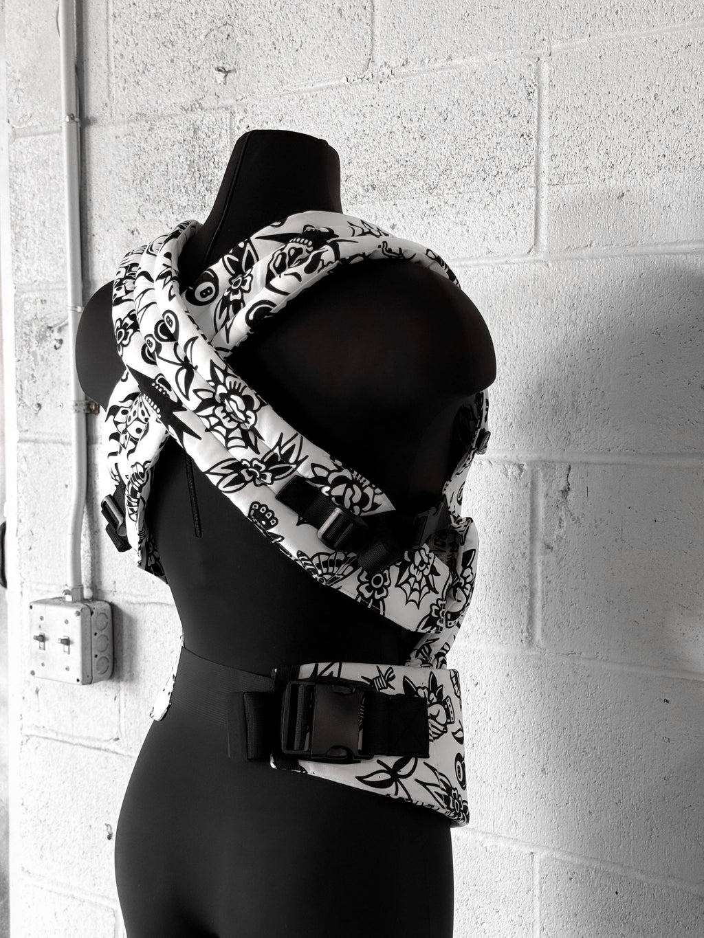 The Dahlia Carrier in Bad Boy